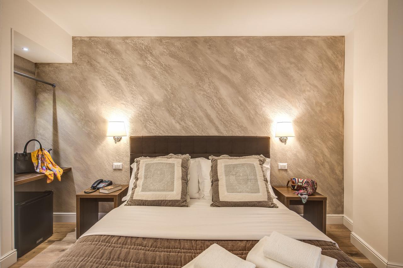 River Luxury Rom